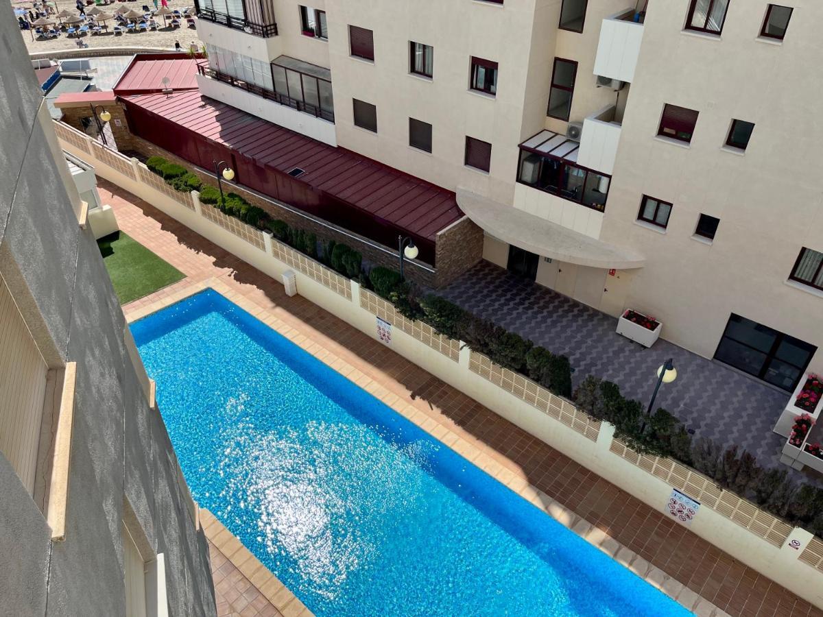 Modern Apartment On The Beach With Pool Calpe Esterno foto