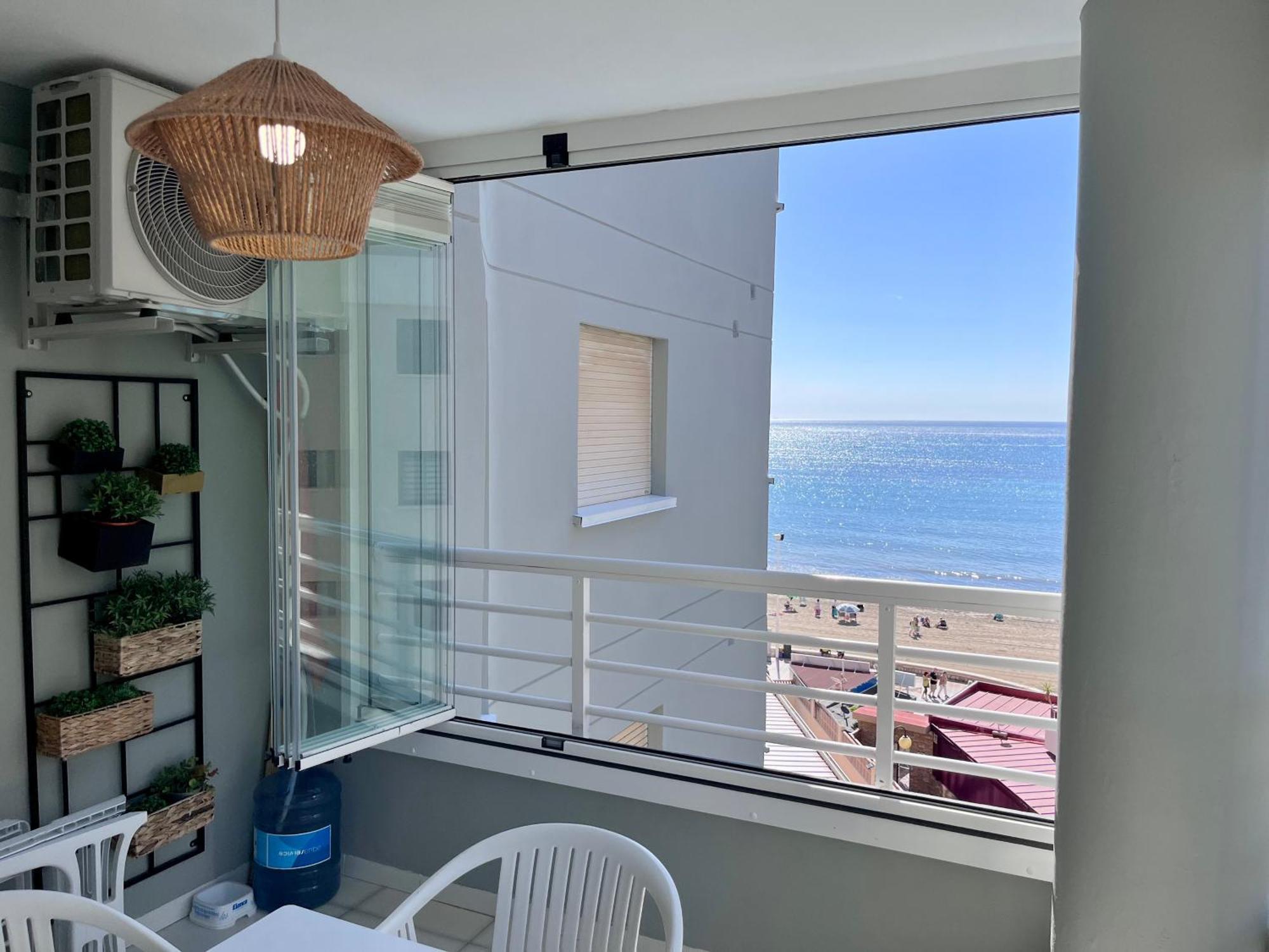 Modern Apartment On The Beach With Pool Calpe Esterno foto