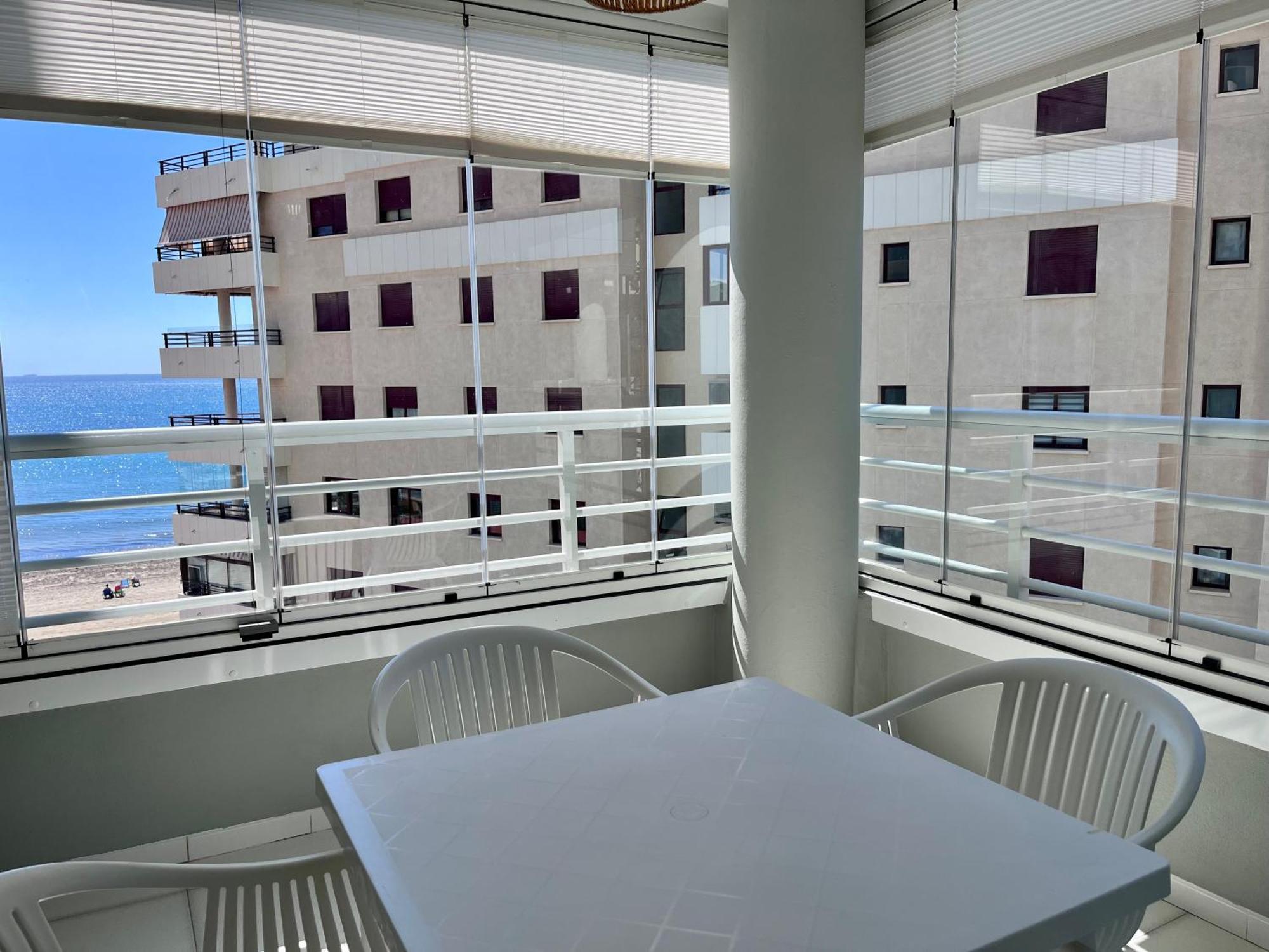 Modern Apartment On The Beach With Pool Calpe Esterno foto