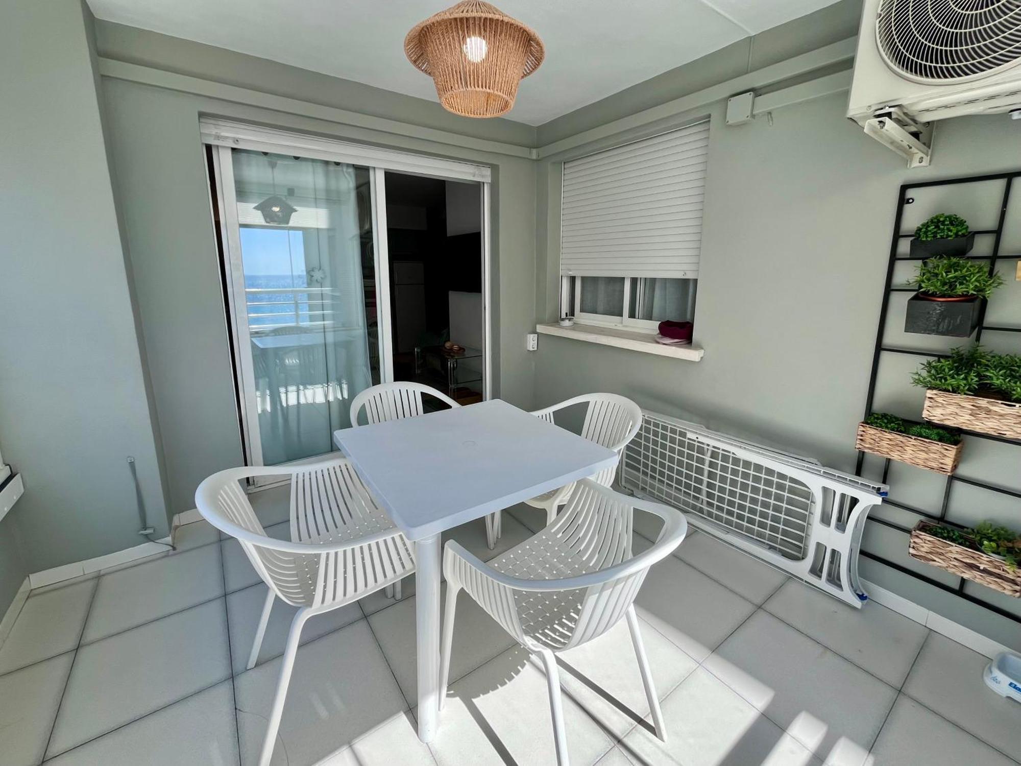 Modern Apartment On The Beach With Pool Calpe Esterno foto